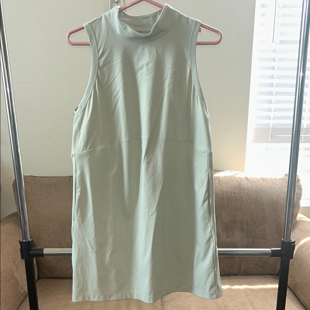 FLX Sleeveless Light Green Dress Size M